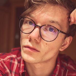 Meet your Posher, Nicholas